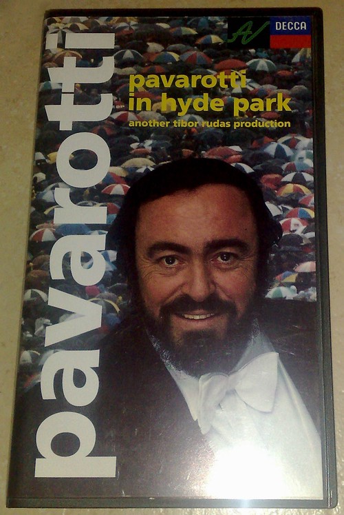 Videocassetta originale Pavarotti in Hyde Park