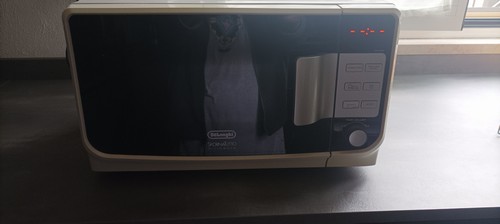 Microonde Sfornatutto Delonghi