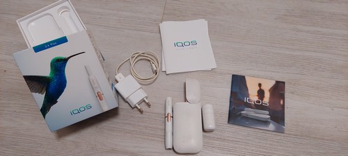 Kit completo iqos 2.4 plus bianco