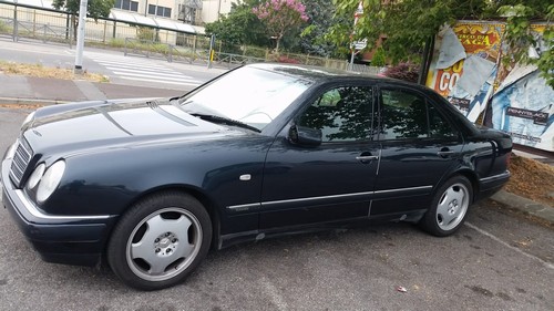 MERCEDES E 200 KOMPRESSOR ASI ESENTE BOLLO
