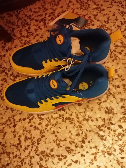 Vendo scarpe marchiate lidl