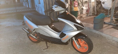 SCUTER 50 BENELLI.