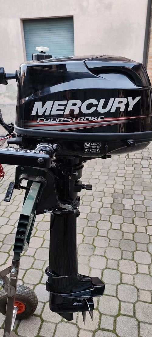 Motore Fuoribordo Mercury FourStroke5CV 4tempi � O