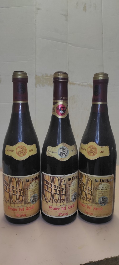 bottiglia di vino da collezione