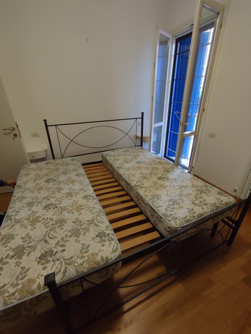 VENDITA LETTO MATRIMONIALE