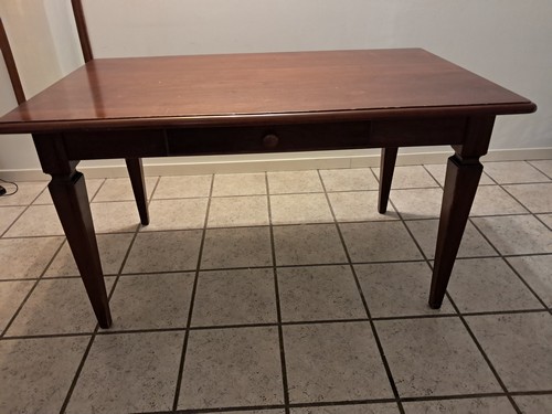 Vendo tavolo in legno 