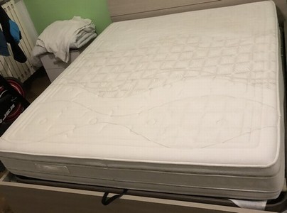 Vendo materasso Ennerev