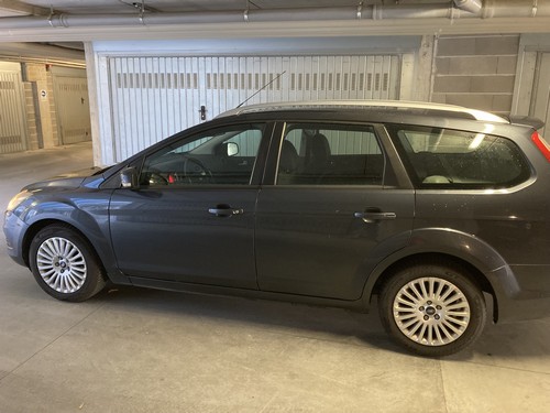 Ford Focus Station Wagon  Titanium 1.6 TDCi
