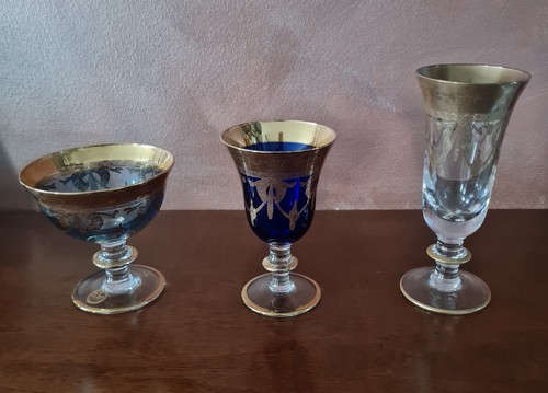 Set   trittico   bicchieri in cristallo e decori  