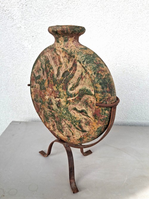 Grande Fiasca da Pellegrino in terracotta decorata
