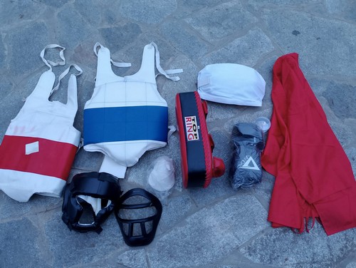 Materiale arti marziali 
