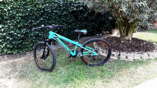 MOUNTAIN BIKE - MEGAMO PRO KU4