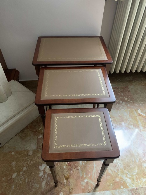SET TRE TAVOLINI A SCOMPARSA