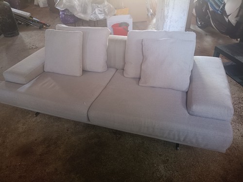 Divano poltrone sof� 3 posti moderno con piedini 